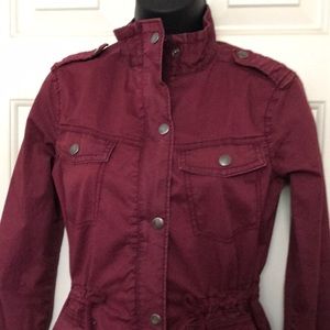 Women’s / juniors Mudd burgundy jacket.